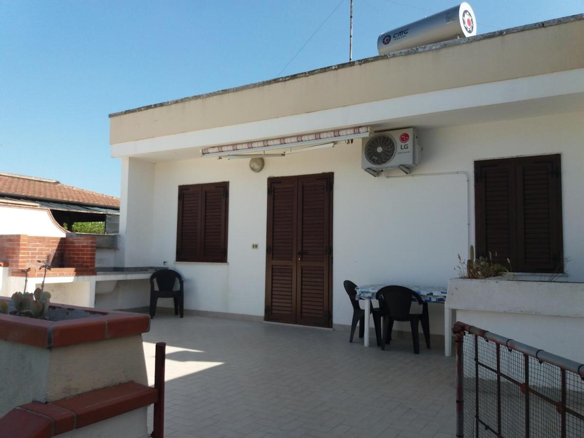 Appartamento indipendente Torre dell'Orso Esterno foto